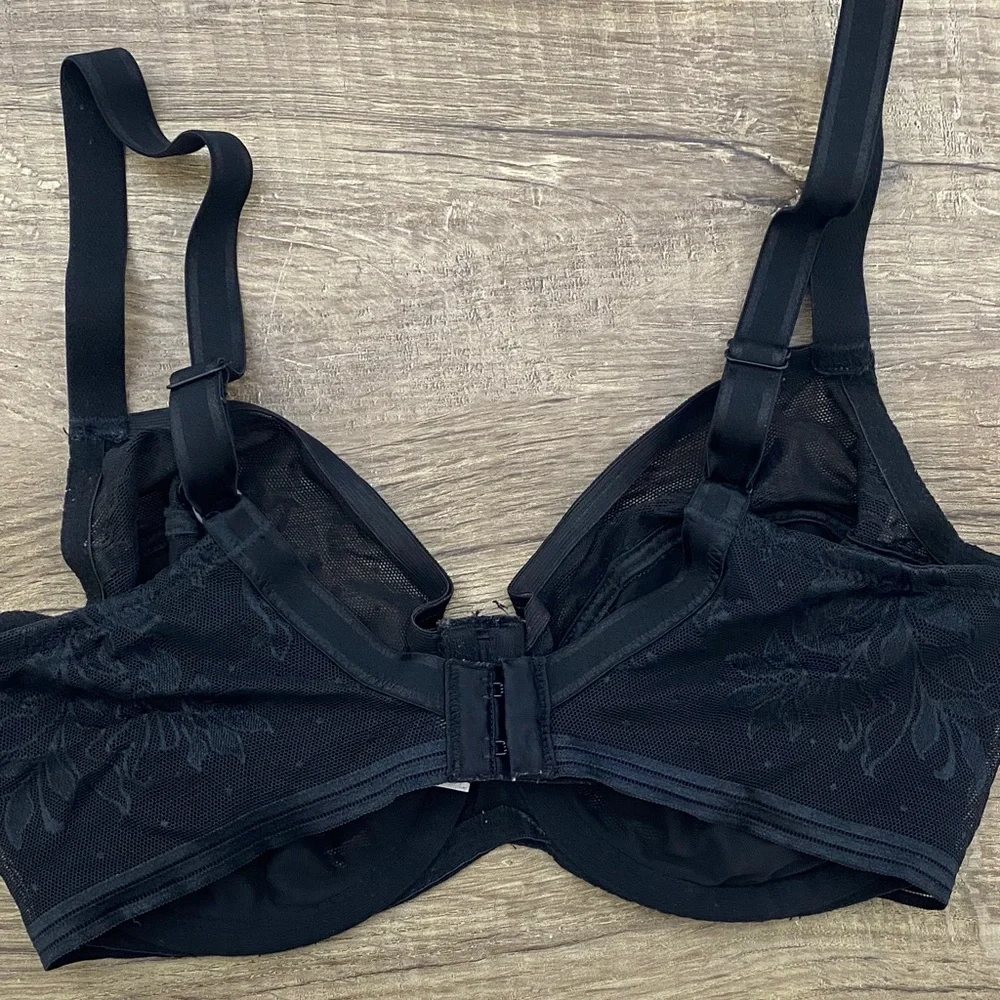 Elegant Black Lace Bra